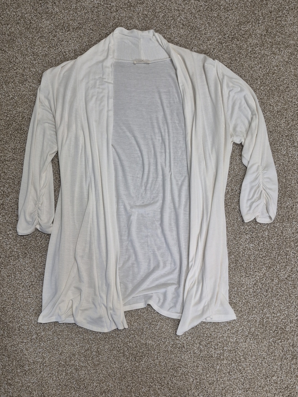 Women's Open-Front Cream Cardigan with Ruched Sleeves